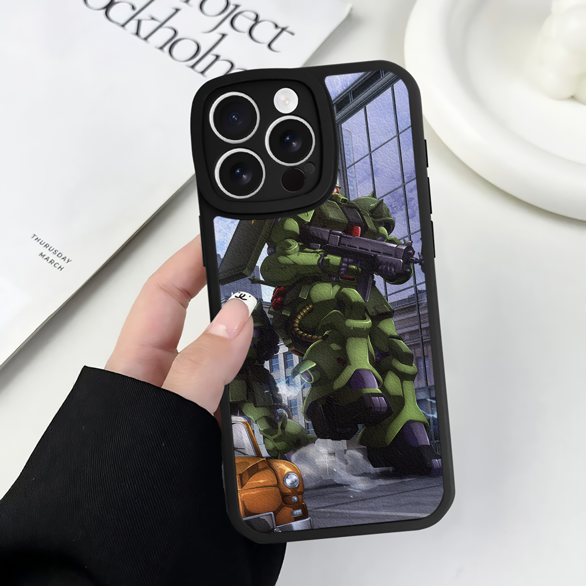 （画像用） 機動戦士ガンダム Mobile Suit Gundam 【iPhone 16シリーズ対応】シリコンスマホケース（レザー調） 材質：シリコン
